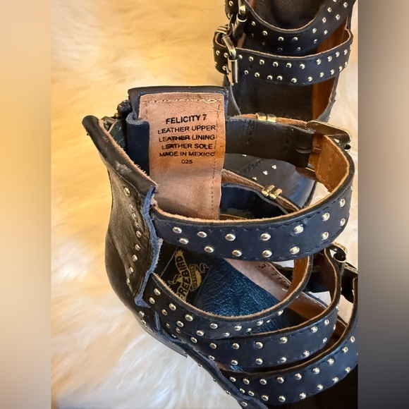 Freebird by Steven Felicity studded leather ankle boots - Picture 3 of 8